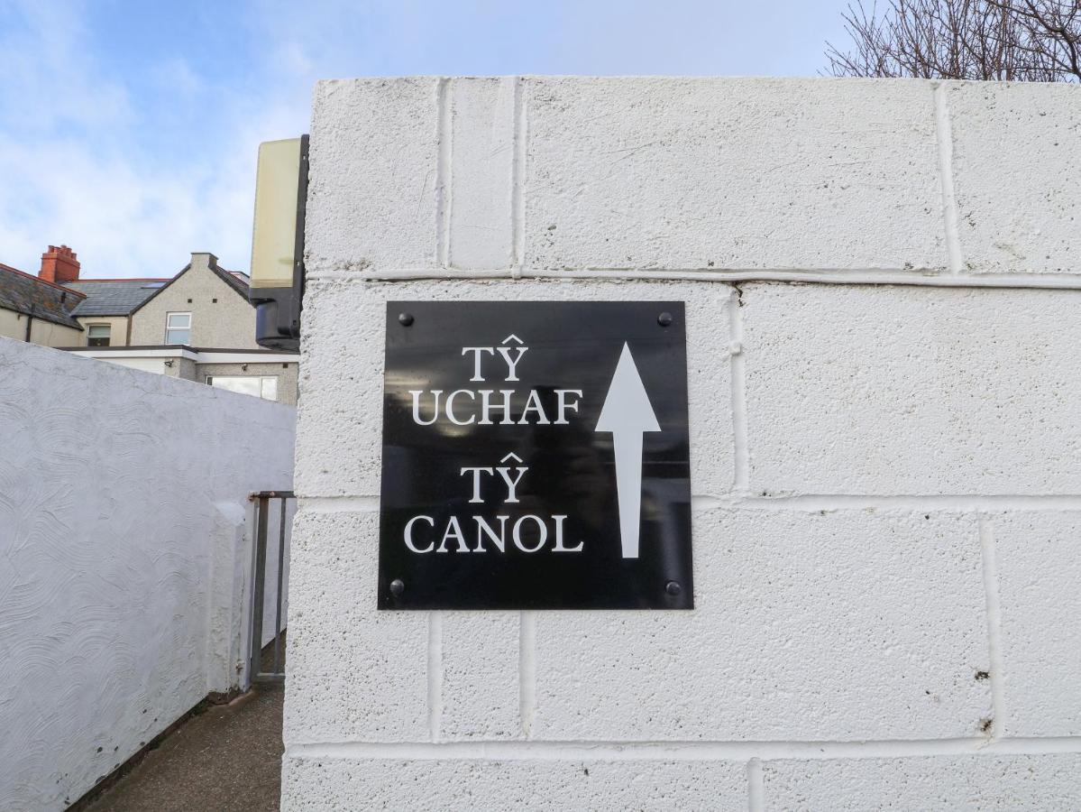 Ty Canol Rhyl Exteriör bild